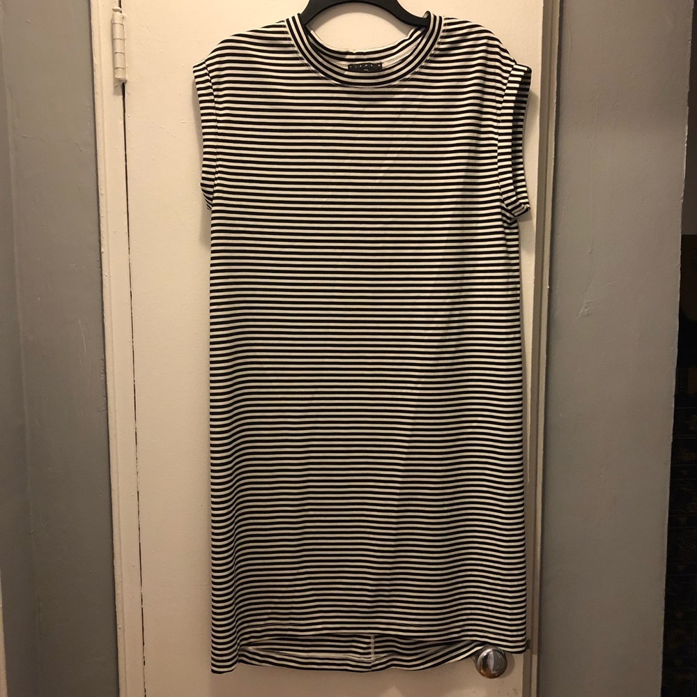 🎀NWOT Stripe Tunic or Dress🎀